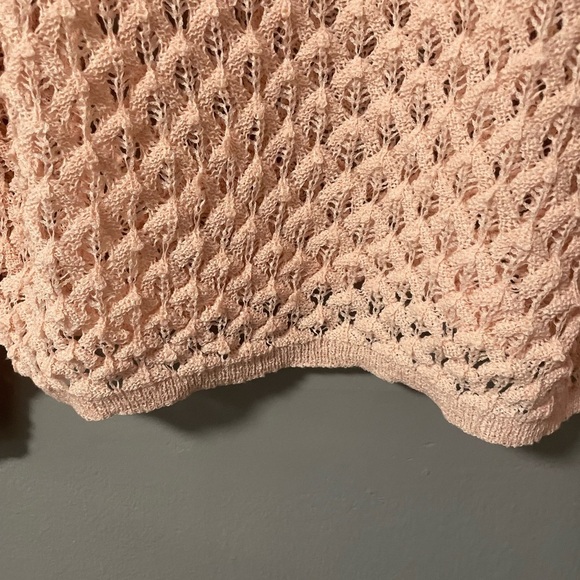 NWT Miracle Open Knit Boxy Pink Crew Neck Sweater. Size S/M - Picture 4 of 8